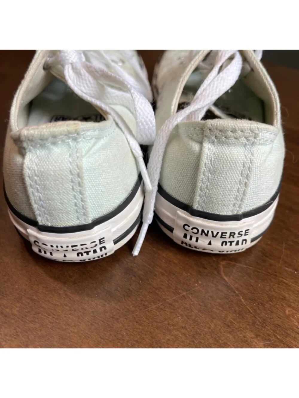 Converse Chuck Taylor All Star Low Top Sneakers‎ Big Kid Size 2 Pastel Green